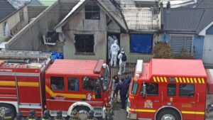 Cuatro personas fallecidas deja incendio de vivienda en Cumbres Patagónicas