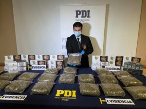 Detienen a sujeto con 10 kilos de marihuana y 1.642 cajetillas de cigarrillos de contrabando