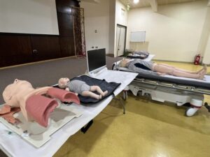 Alianza entre hospital, Rotary Natales y GORE permitió puesta en marcha de Centro de Entrenamiento y Simulación Clínica