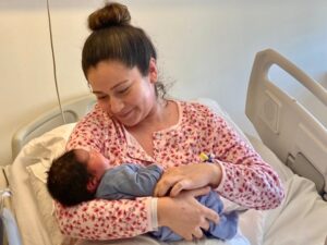 El primer nacimiento del 2023 en la región se registró en Puerto Natales