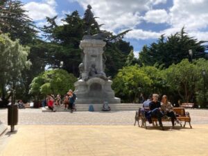 ¿Domingo de turismo en Punta Arenas?: El día en que el comercio se olvida de los visitantes