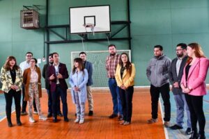 Millonaria inversión para mejoramiento de infraestructura de gimnasio de Escuela de Dorotea
