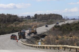 Con instalación de adoquines culminará tramo sin pavimentar camino al Andino