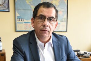 Exdirigente de ENAP llama a los ejecutivos de HIF a aprobar eCombustible con vehículos convencionales