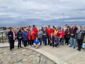 Invitan a adultos mayores a inscribirse en paseos turísticos por Punta Arenas