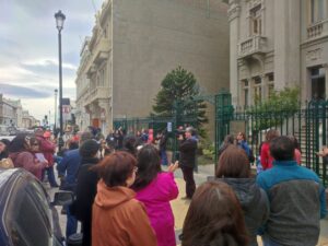 Funcionarios Cormupa se manifestaron exigiendo el pago total de sus sueldos