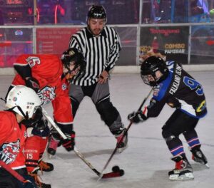 El Kotaix lucha por tener una pista adecuada de hockey en línea