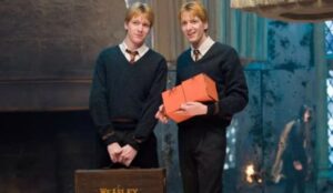 Junto a Matthew Lewis están en Magallanes los gemelos Weasley de 