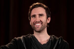 Matthew Lewis actor de la saga de Harry Potter está en Punta Arenas
