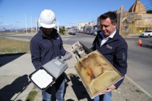Municipio ahorrará 40% de energía tras recambio de luminarias