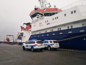 PDI realizó diligencias en Muelle Prat por fallecimiento de ciudadana alemana en buque científico