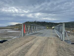 La importancia del puente sobre Río Caleta en Tierra del Fuego