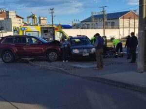 Dos mujeres resultaron lesionadas tras colisión