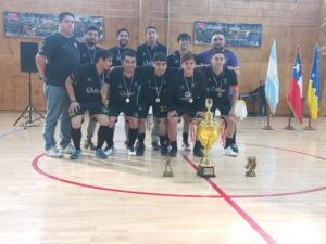 El fernet estará más heladito: Branca campeones del torneo de futsal