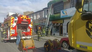 Principio de incendio movilizó a tres unidades de Bomberos en el centro de Punta Arenas