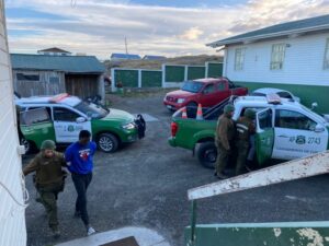 Banda de colombianos detenida por tráfico de drogas en Porvenir
