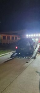 Patrullaje nocturno de Carabineros: 14 infracciones de tránsito, 11 vehículos retirados y un detenido por orden vigente