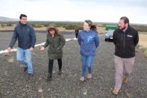 Autoridades visitan relleno sanitario de Puerto Natales