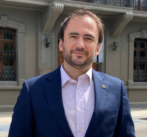 “La inflación se desató por políticas populistas”