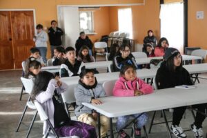25 niños se divirtieron y aprendieron sobre Astronomía