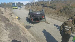 Tres personas se dieron a la fuga tras volcarse en Punta Arenas