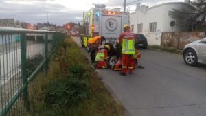 Investigan caída de joven en la ribera del Río Las Minas