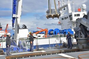 OPV “Marinero Fuentealba” zarpó para participar de la Comisión Antártica 2023