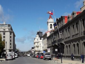 Desde La Moneda se piden referencias ante inminentes cambios