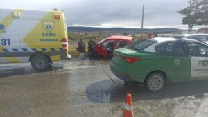 Dos lesionados dejó colisión en calle Zenteno y José Menéndez