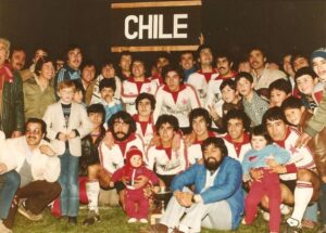 Amigos de la vida y el fútbol homenajearon al “Negro” Henríquez