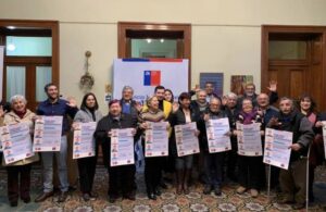 Adultos mayores podrán plasmar sus historias en nuevo concurso literario