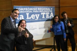 Con prioridad en la detección temprana de la condición autista, firman compromiso de trabajo