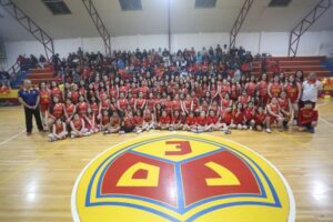 Club Deportivo Español presentó anoche sus jugadoras femeninas de básquetbol temporada 2023