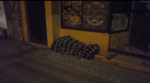 Dirigente vecinal emplaza a autoridades a adelantar Plan Invierno que reguarda integridad física de personas en situación de calle