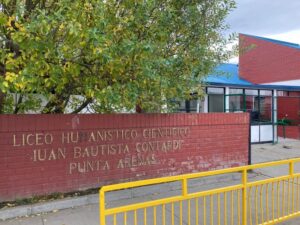Exseremi de Educación manifestó preocupación por amenazas en colegios