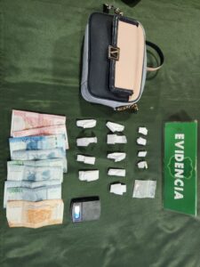 Arresto domiciliario total para mujer de 19 años formalizada por microtráfico de drogas