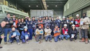 Trabajadores de construcción fueron vacunados contra el Covid-19 y la influeza