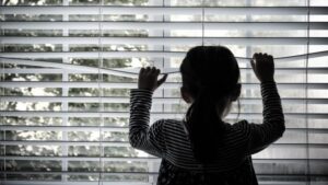 Hombre es acusado de abusar sexualmente de su hijastra en Puerto Natales