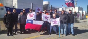 Trabajadores y habitantes de Porvenir marcharon ayer por trabajo en Nova Austral