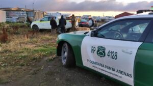 Encuentran camioneta robada en conocida población de Punta Arenas