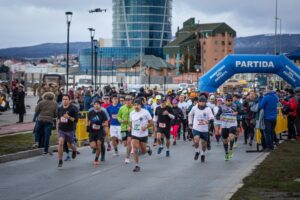 Masiva participación magallánica en Corrida Familiar por el Mes del Mar