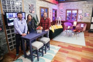 Con renovado set, matinal de Pingüino TV presentó nueva imagen