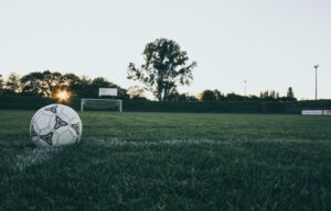 Hombre presenta recurso de protección contra Agrupación de Futbolito Senior Punta Arenas tras haber sido expulsado supuestamente de forma in