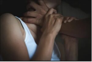 Seis años de cárcel para joven de 21 años que golpeó y abusó sexualmente a su pareja