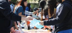 Brechas de género en la educación superior: ¿Qué estudian mujeres y hombres en 2023?
