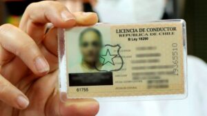 Denuncian estafas con licencias de conducir obtenidas ilegalmente