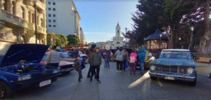 Autos y motos legendarias causaron gran atracción