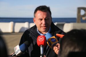 Con categoría para niños, el 8 y 9 de julio se realizará el Chapuzón del Estrecho
