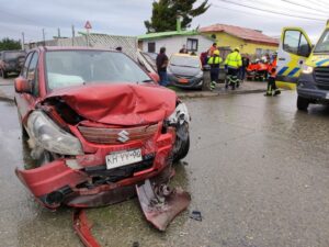 Tres personas lesionadas dejó accidente vehicular en Punta Arenas