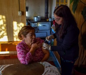 Primera ronda médica en lo más austral de Chile benefició a 14 usuarios